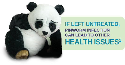 What are common symptoms of pinworms in children?